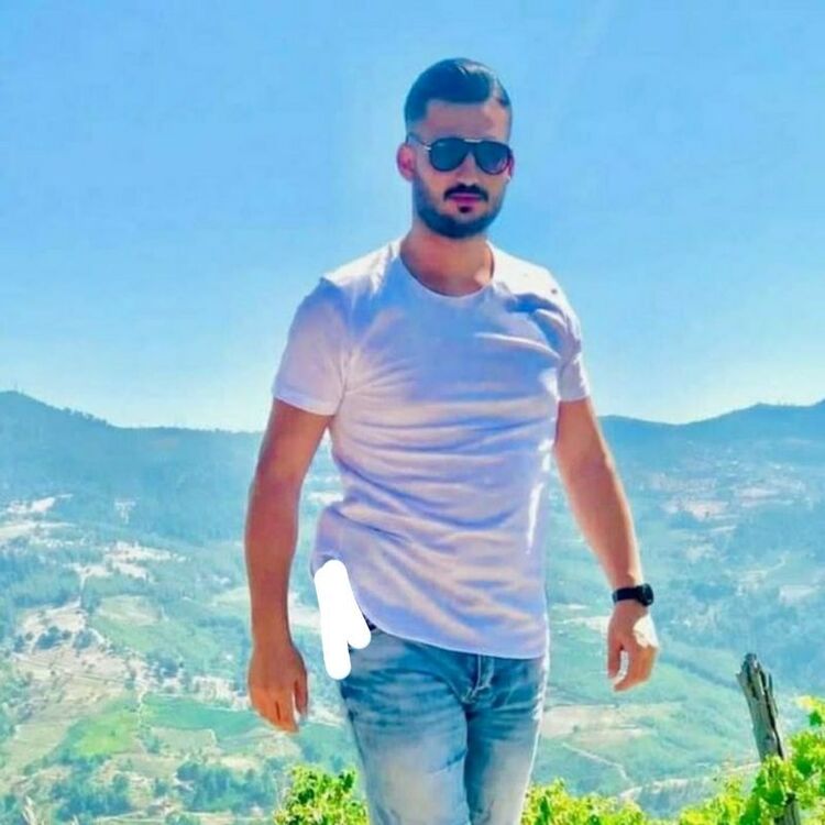  31825780  Murad, 29 ,    
