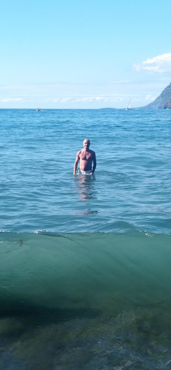  ,   Maksim, 35 ,   ,   , 