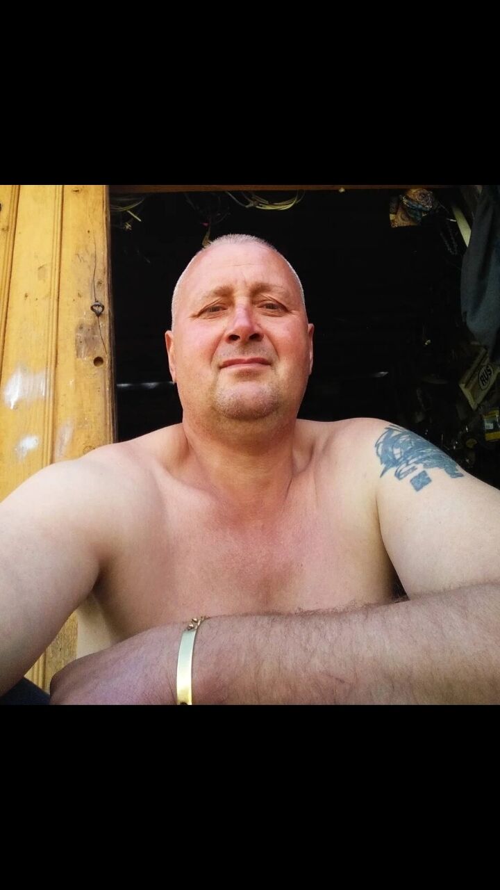   ,   Petr, 36 ,   ,   
