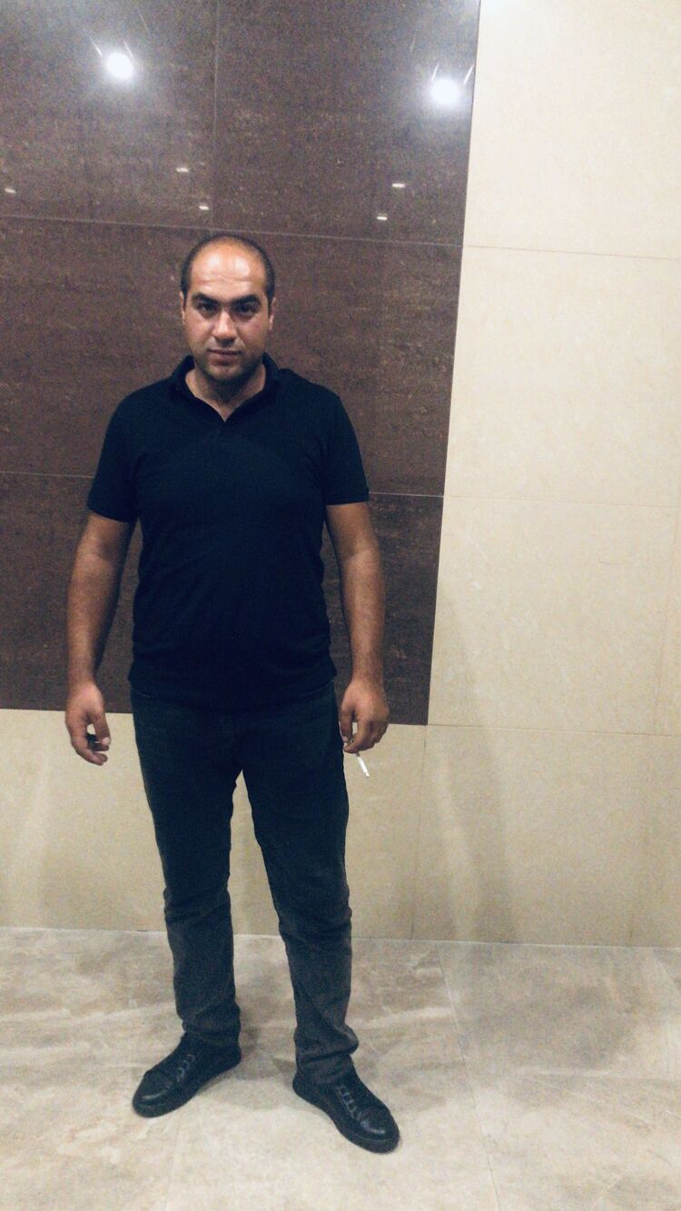  37036830  Samvel, 37 ,     
