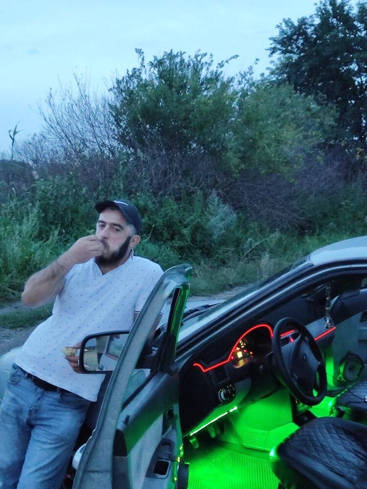  37307240  , 33 ,    