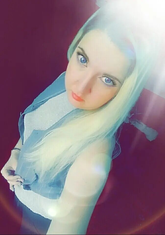  25328370  Vika, 32 ,    