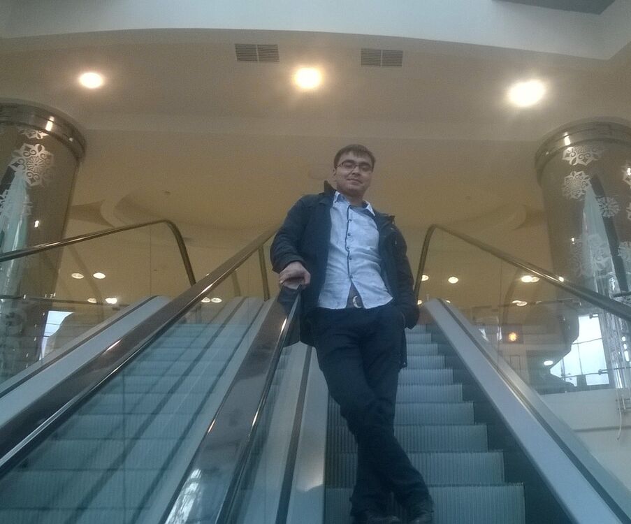  ,   Adil, 37 ,     , c 