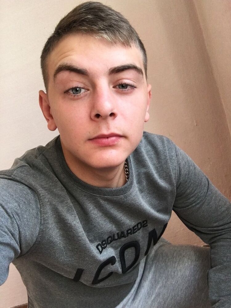  ,   Emik, 26 ,   