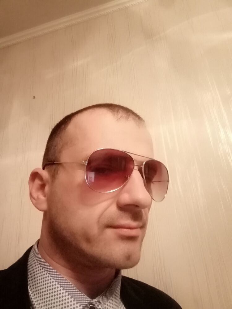  -,   , 42 ,     , c 