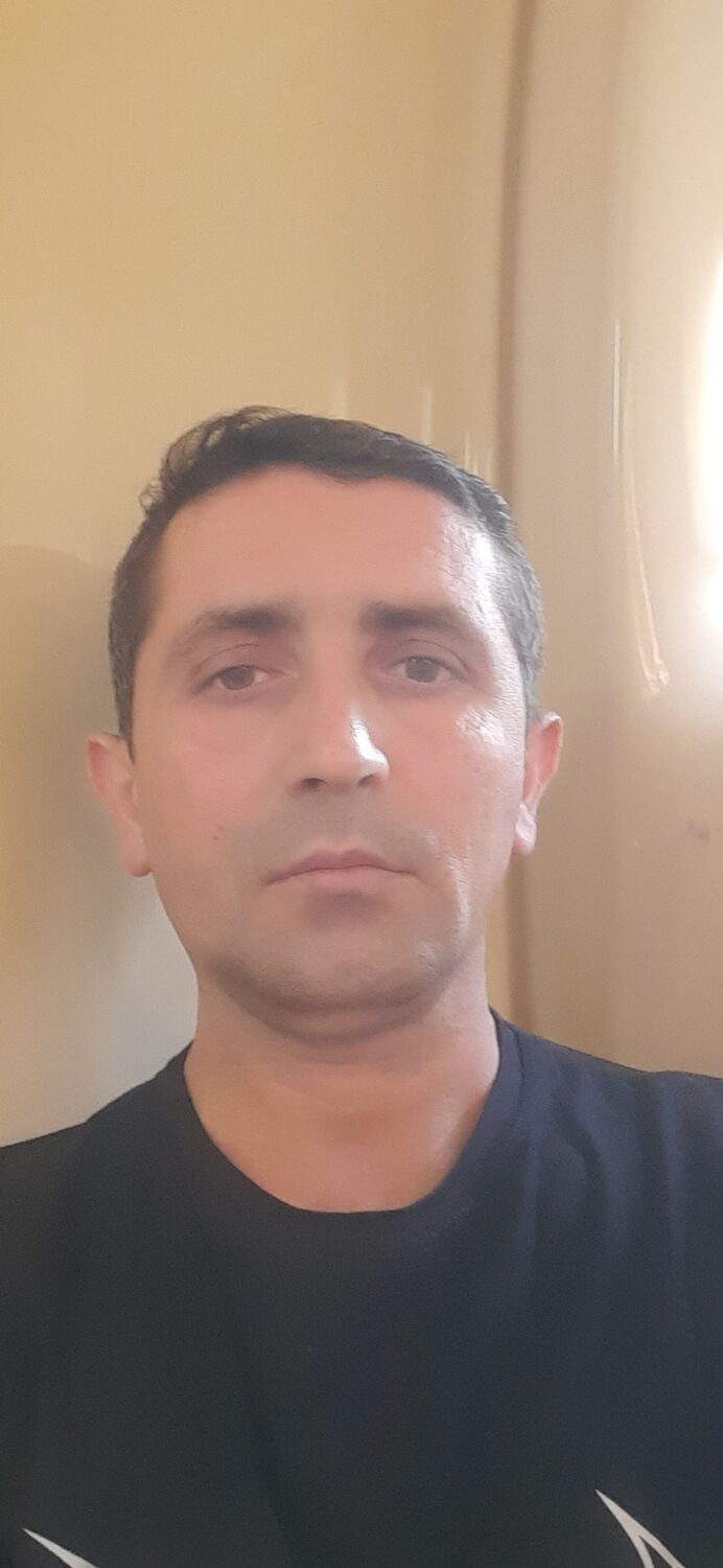  45215500  Dasqin, 44 ,    