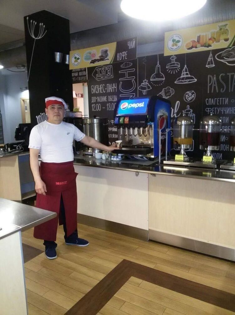  31874600  Nazirjon, 50 ,    -