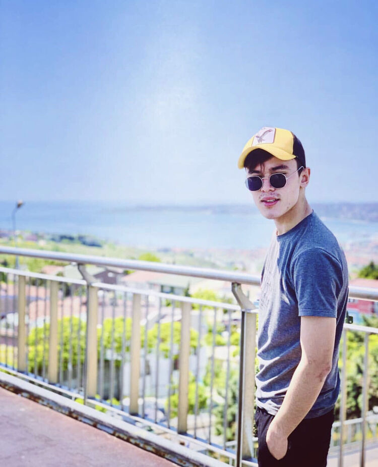  29760550  Otabek, 23 ,    