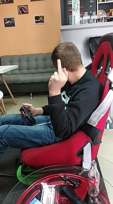  19012230  Sghulzer, 31 ,    