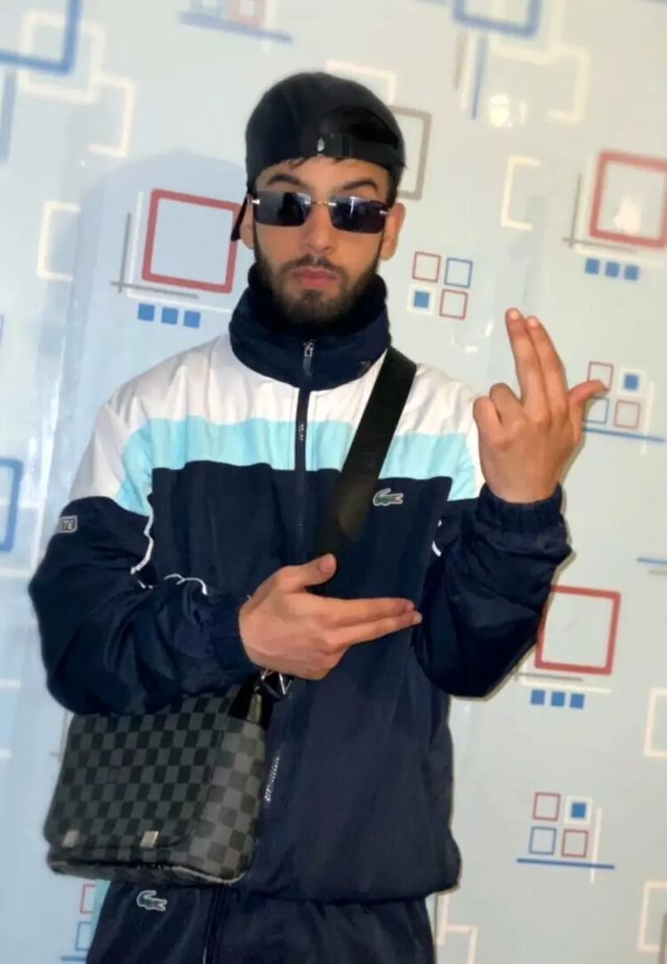  ,   , 26 ,   ,   