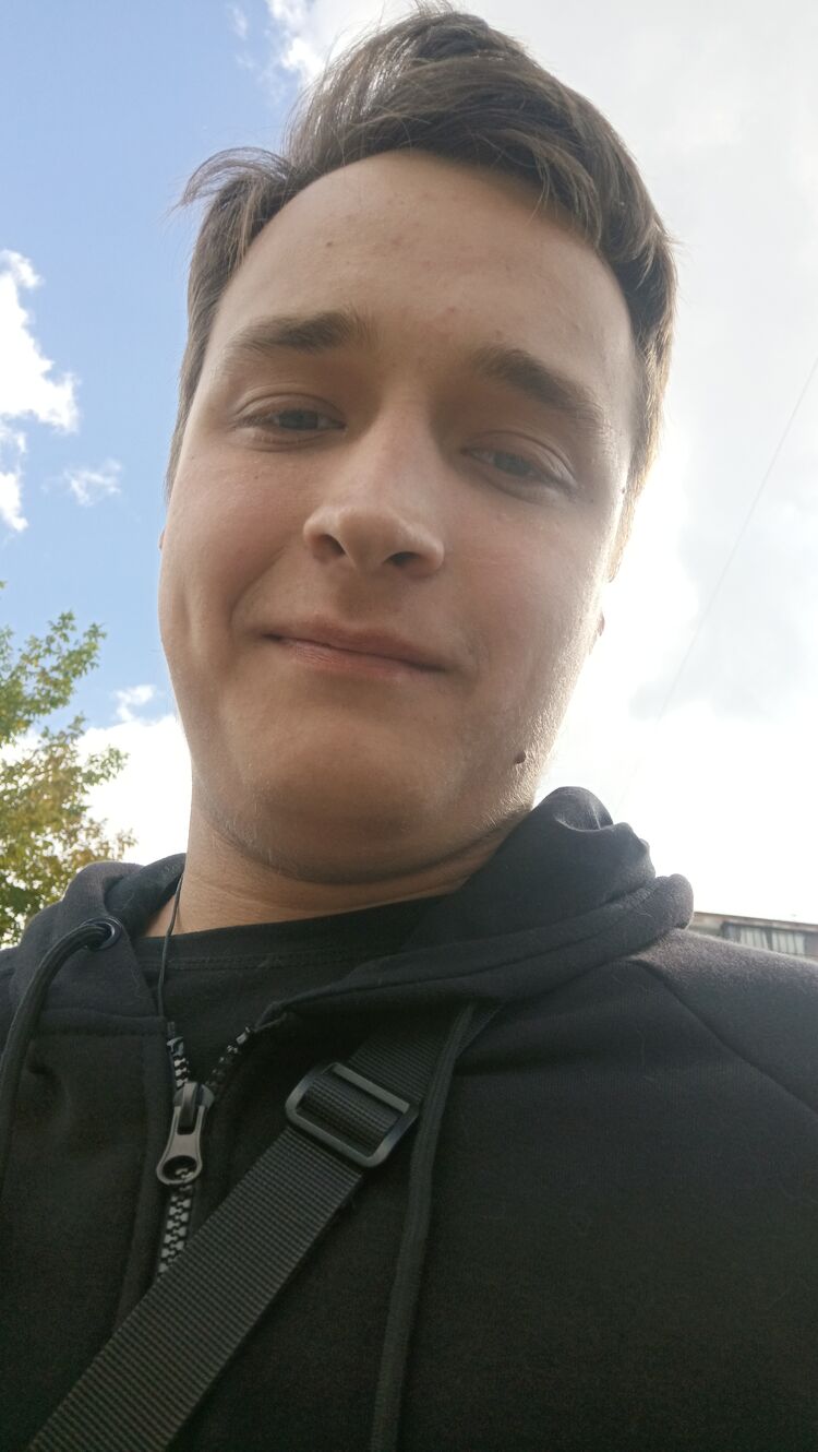  47349780  , 21 ,    