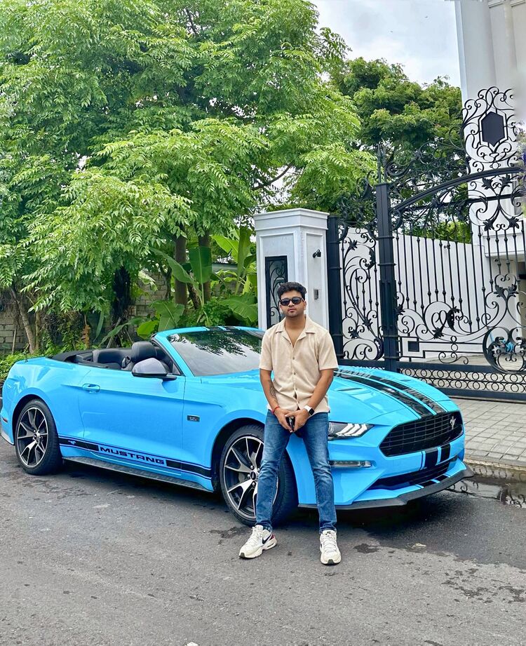  ,   Kanishk, 23 ,   ,   