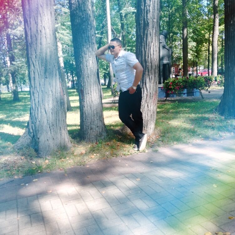  ,   Jamik, 22 ,   ,   