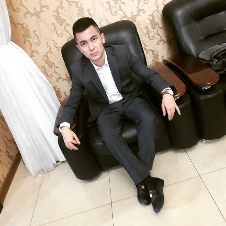  18369210  Beha, 27 ,    