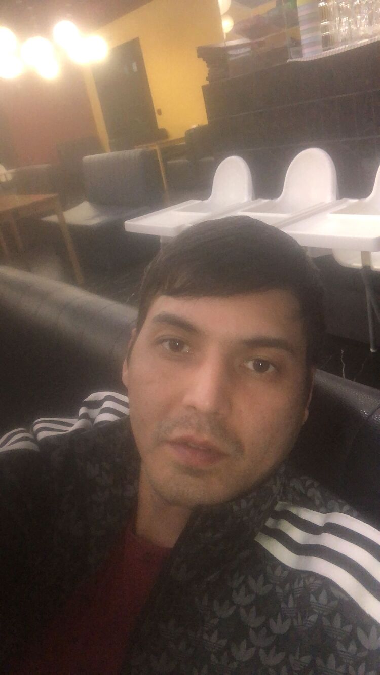  42931260  , 37 ,    