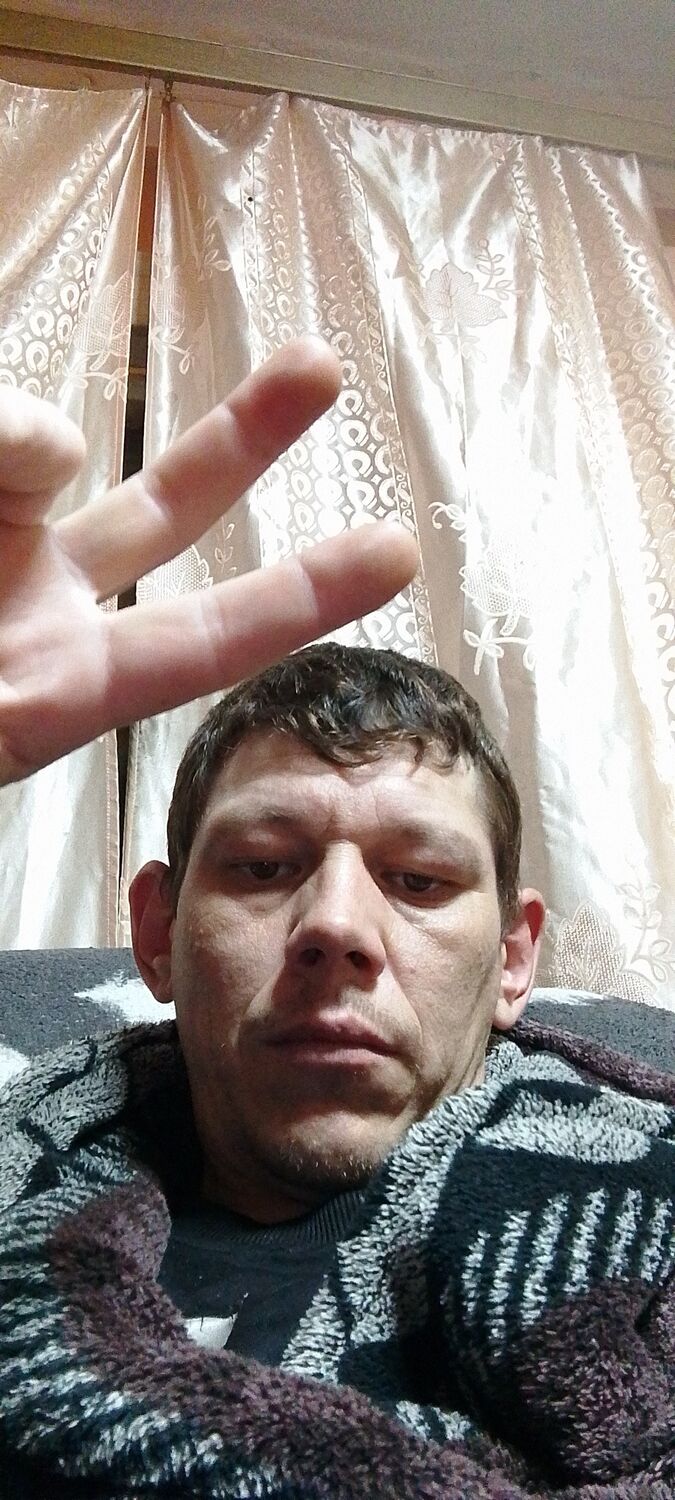  46661770  , 37 ,    