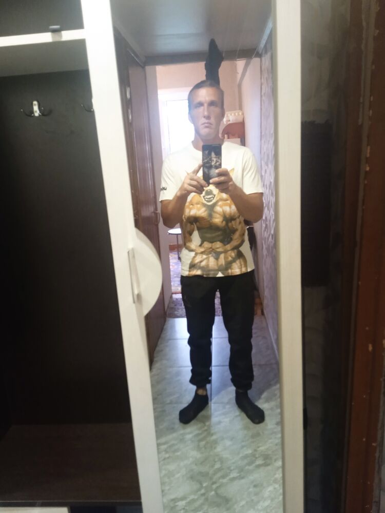  ,   Vladimir, 37 ,   ,   , c 