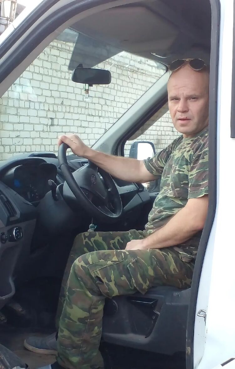  44165390  Alexey, 47 ,    
