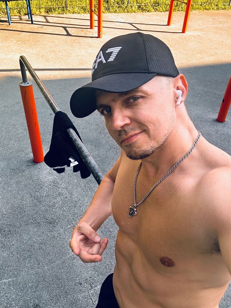  43860490  , 39 ,    -