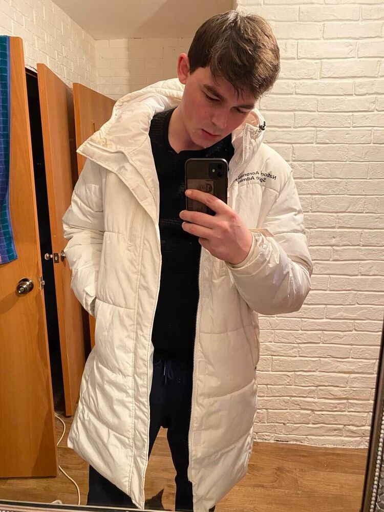 47163520  Vladimir, 26 ,    