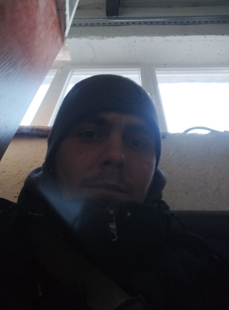  50626920  Artem, 26 ,     