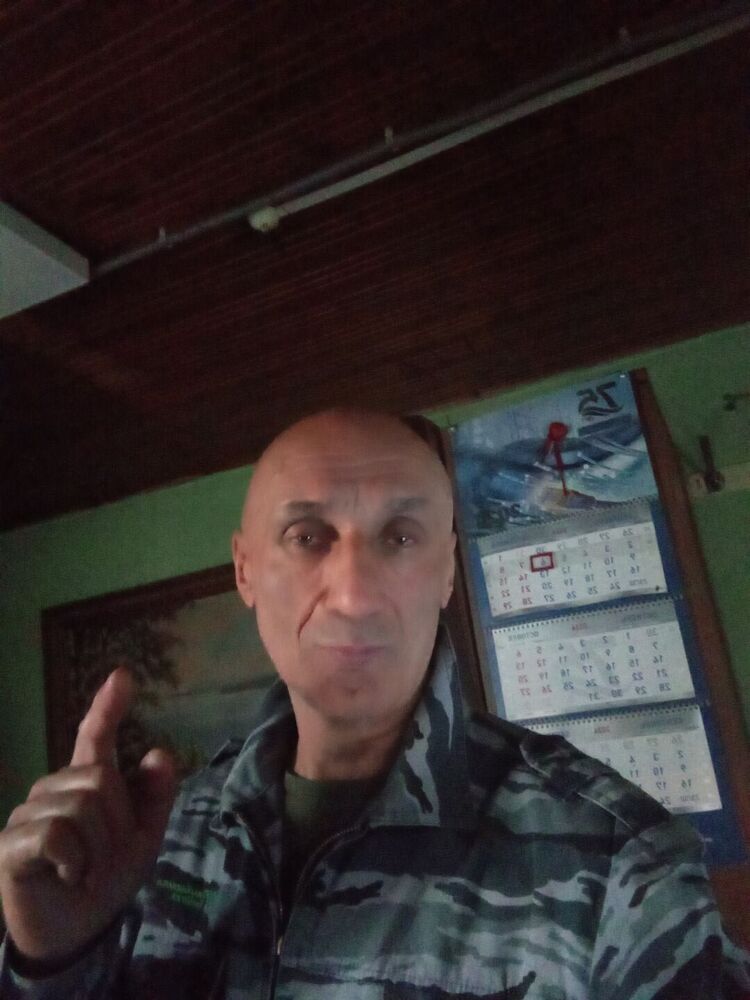  49266890  Zair, 60 ,    