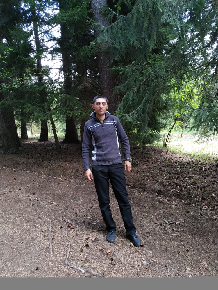  ,   Hovhannes, 36 ,   ,   