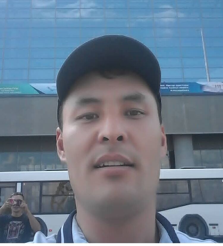  37180870  , 39 ,    