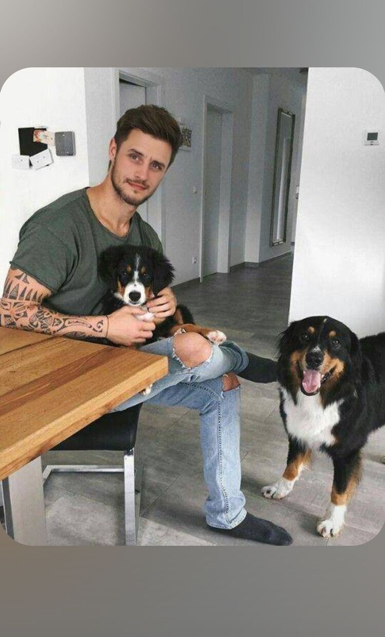  53523190  Grigory, 28 ,    --