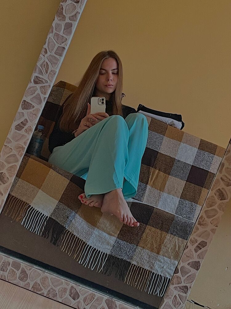  38598120  , 24 ,    