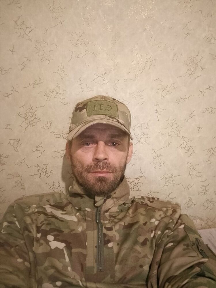  46348190  , 44 ,    