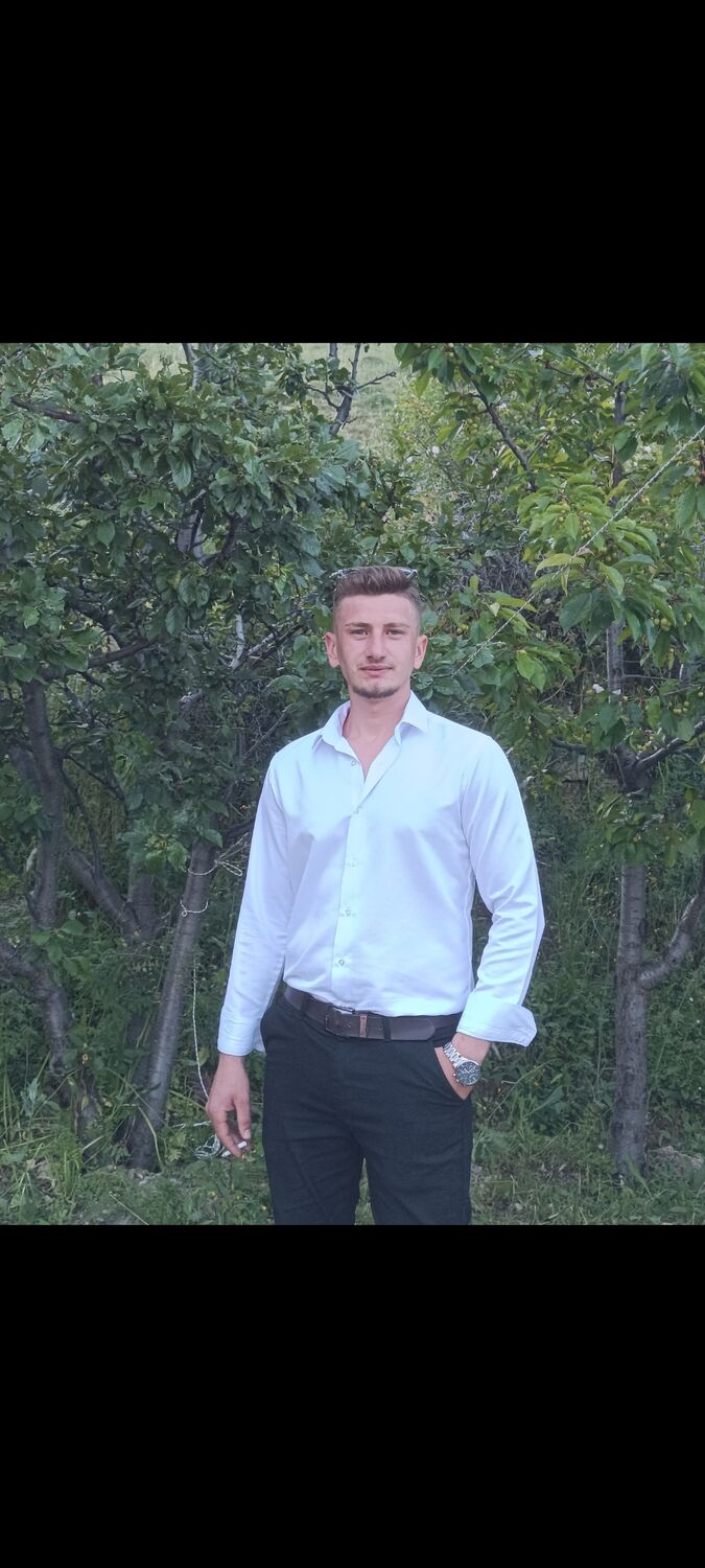  45250720  Bbg, 22 ,    