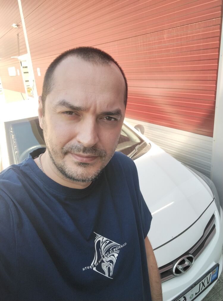  52247490  , 39 ,    