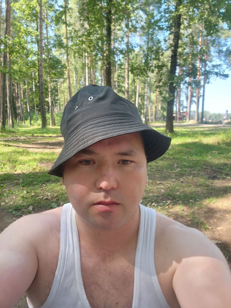  52933780  , 32 ,    -
