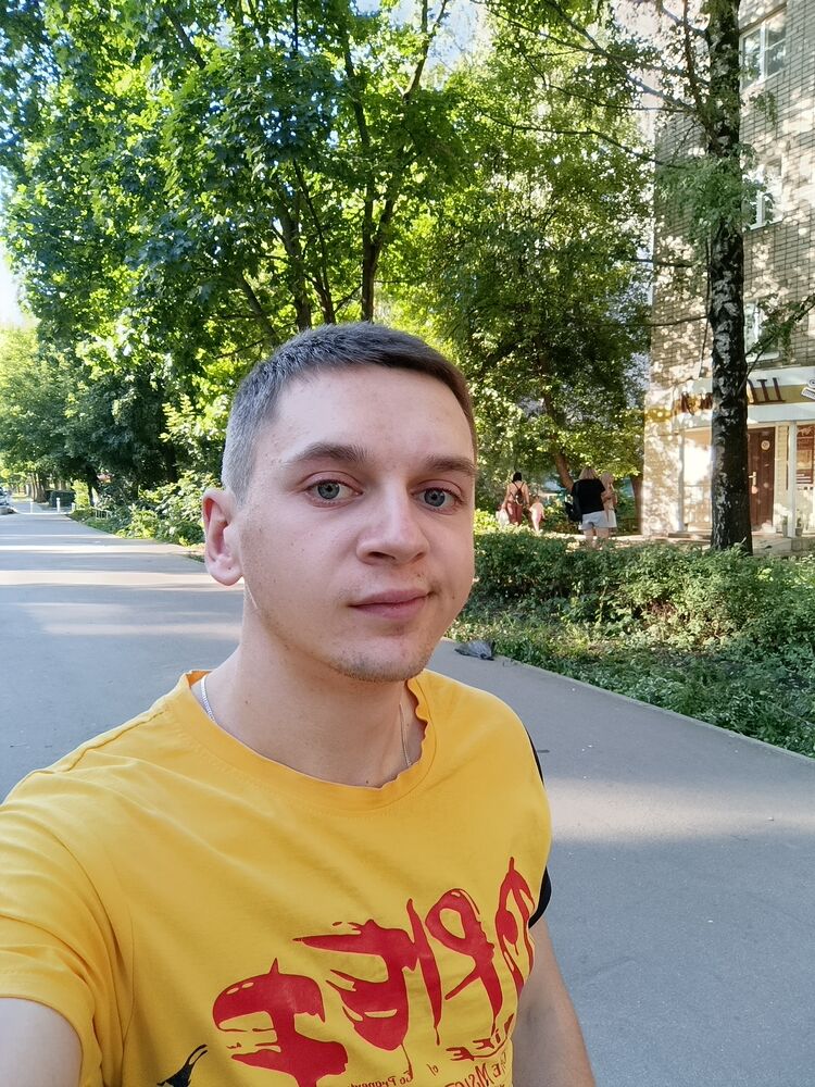  ,   Denis, 21 ,   ,   