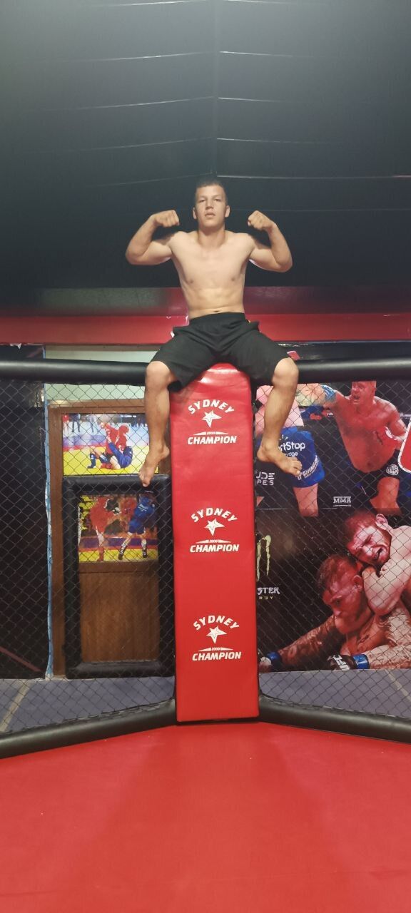  44663190  Jaswarriorr, 20 ,    