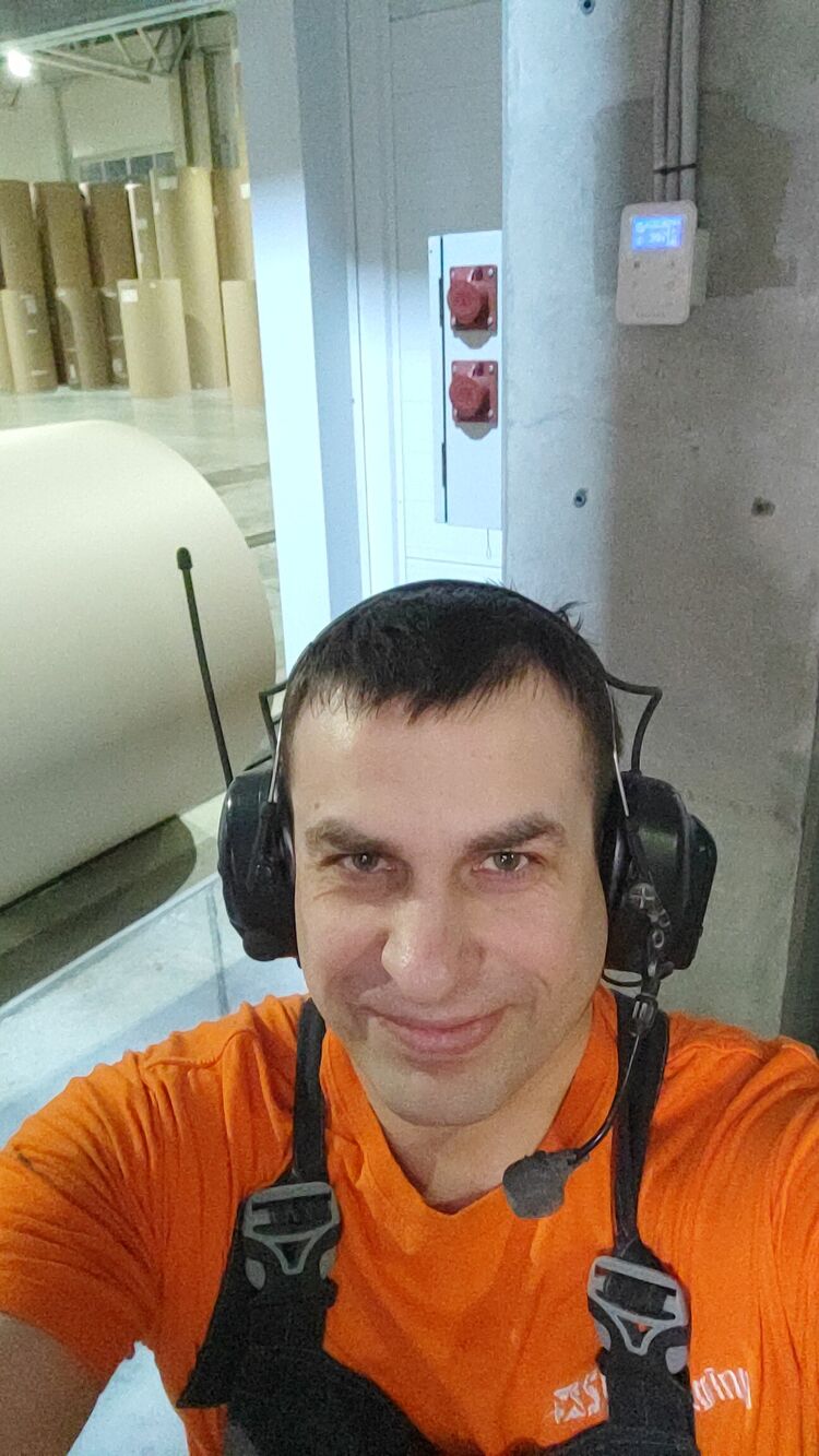  43760210  , 38 ,    