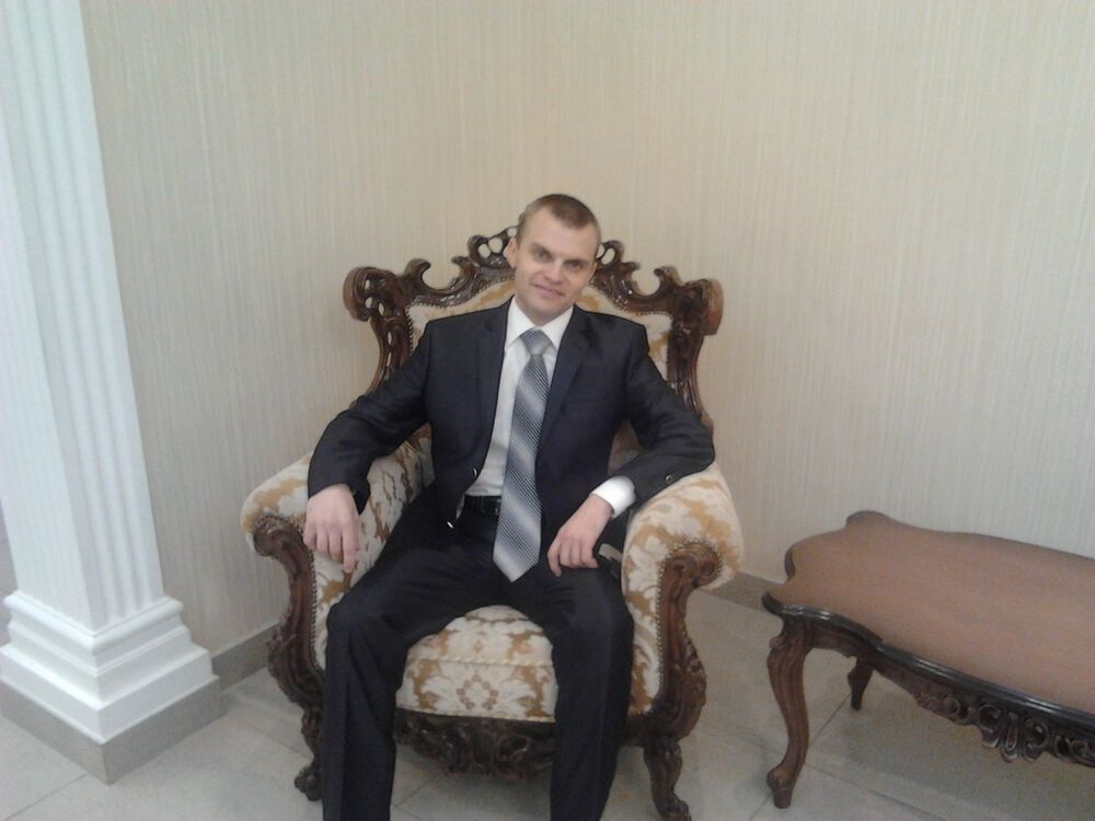  ,   Alexandru, 41 ,   ,   , c 