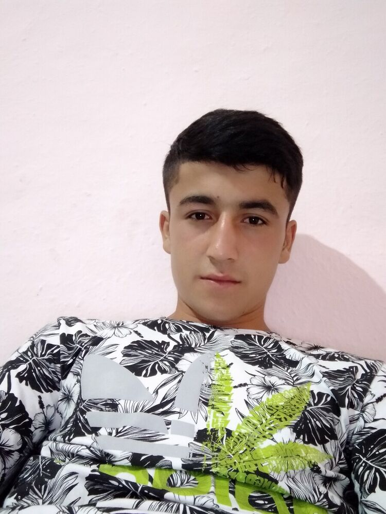 21260960  Mirjahon, 26 ,    