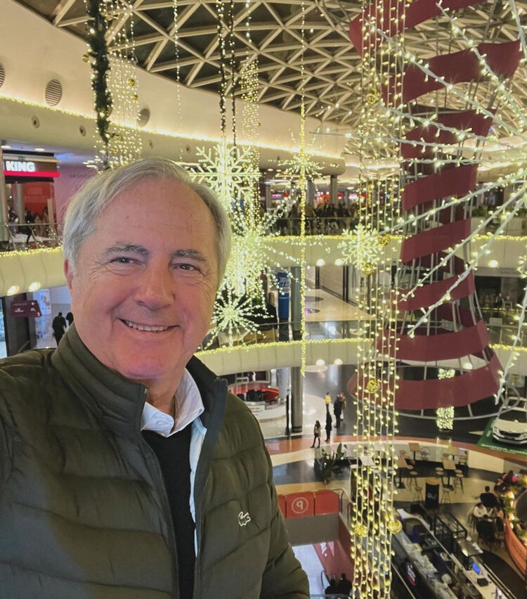  40857690  Mateo, 66 ,    Gijon