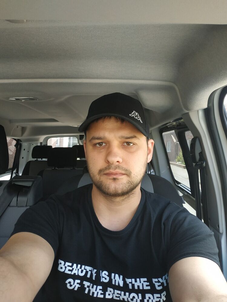  21893190  , 37 ,    