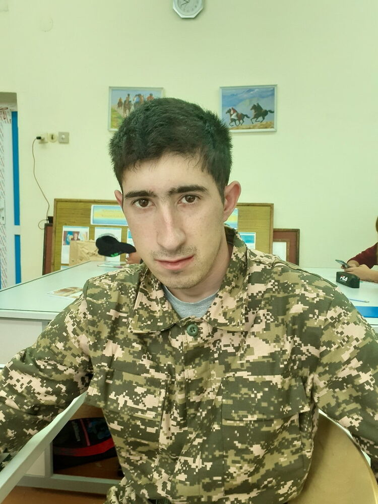  26753930  , 28 ,    -