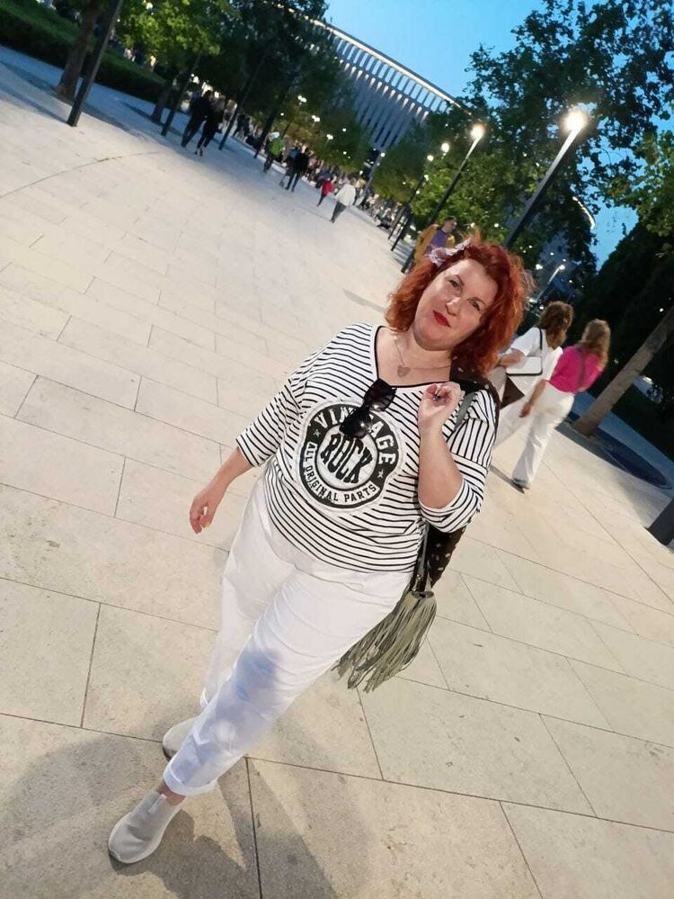 ���������� ������������, ���� ������� Lissa, 42 ����, ������������ ��� c�������� ���������