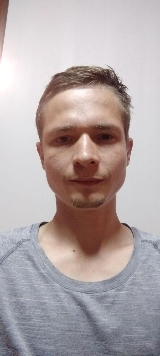  45984530  Artur, 28 ,    