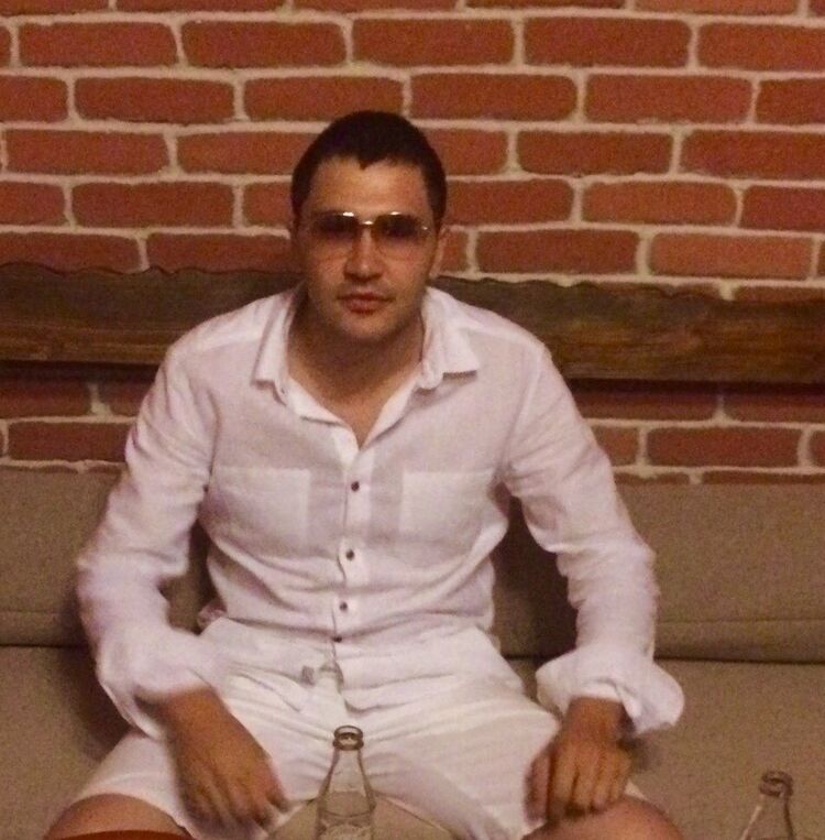 ���� 10163190 ������� Hrach, 31 ���, ���� ���������� � �������