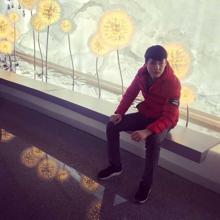 ���������� �����-���������, ���� ����� Xoliyor, 25 ���, ������������ ��� ������