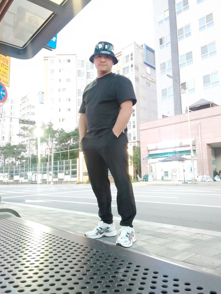  Osan,   , 37 ,   c 