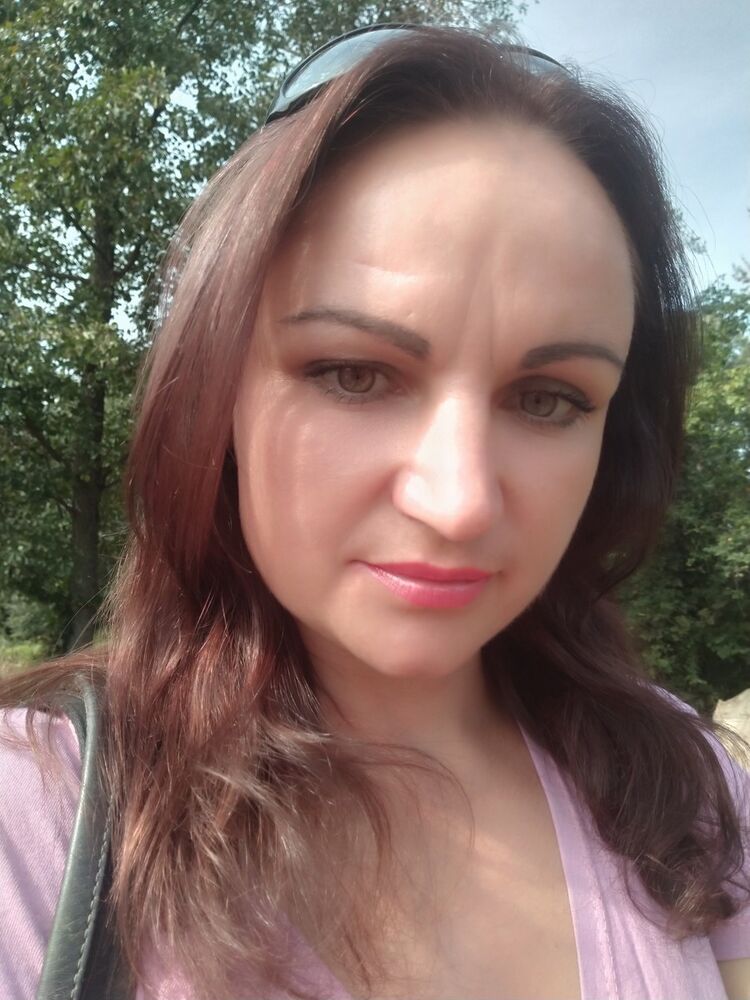  ,   Elena, 43 ,   ,   , c 