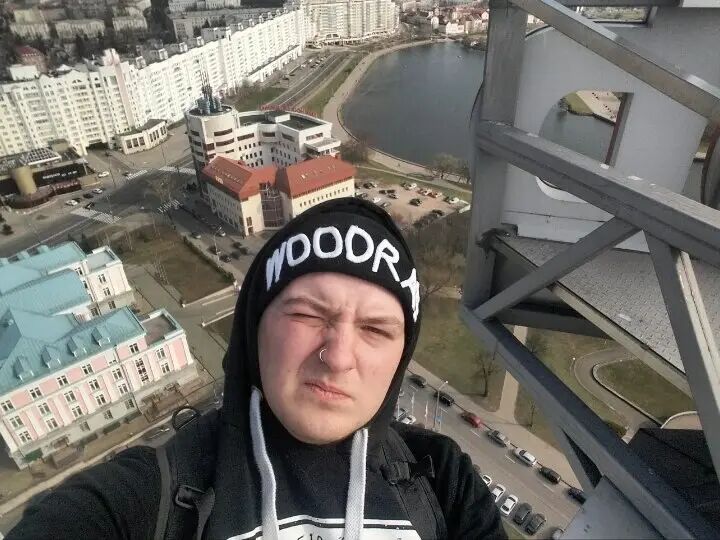  32742000  Dmitry, 33 ,    