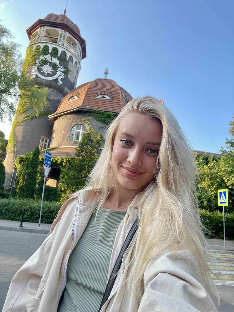  ,   , 27 ,   c 